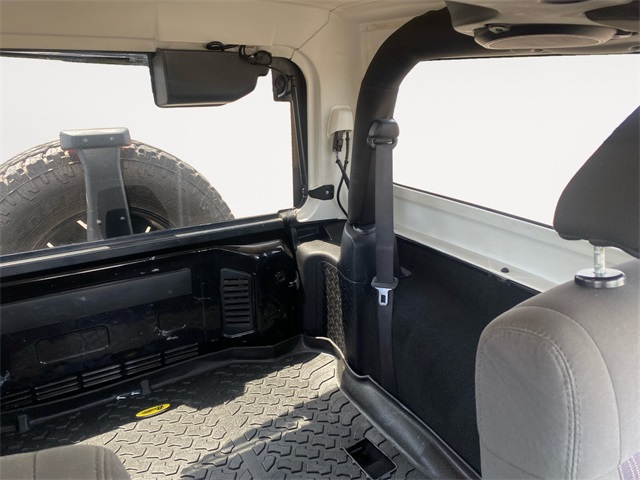 Vehicle image 12 of 35