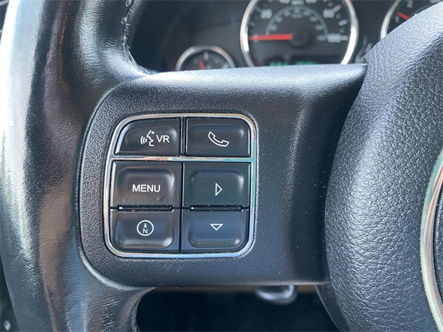 Vehicle image 20 of 35