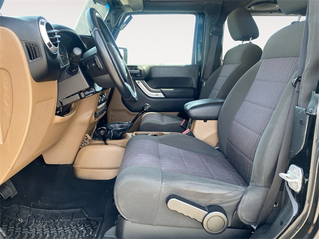 Vehicle image 8 of 35