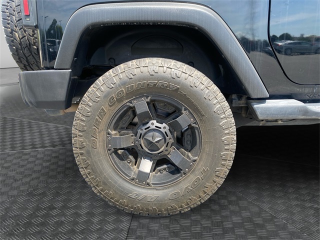 Vehicle image 34 of 35