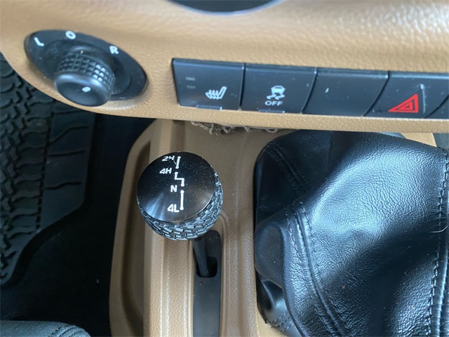 Vehicle image 24 of 35