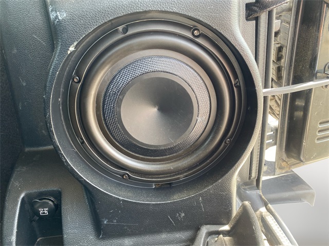 Vehicle image 29 of 35
