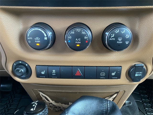 Vehicle image 23 of 35