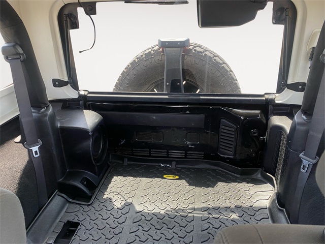 Vehicle image 13 of 35