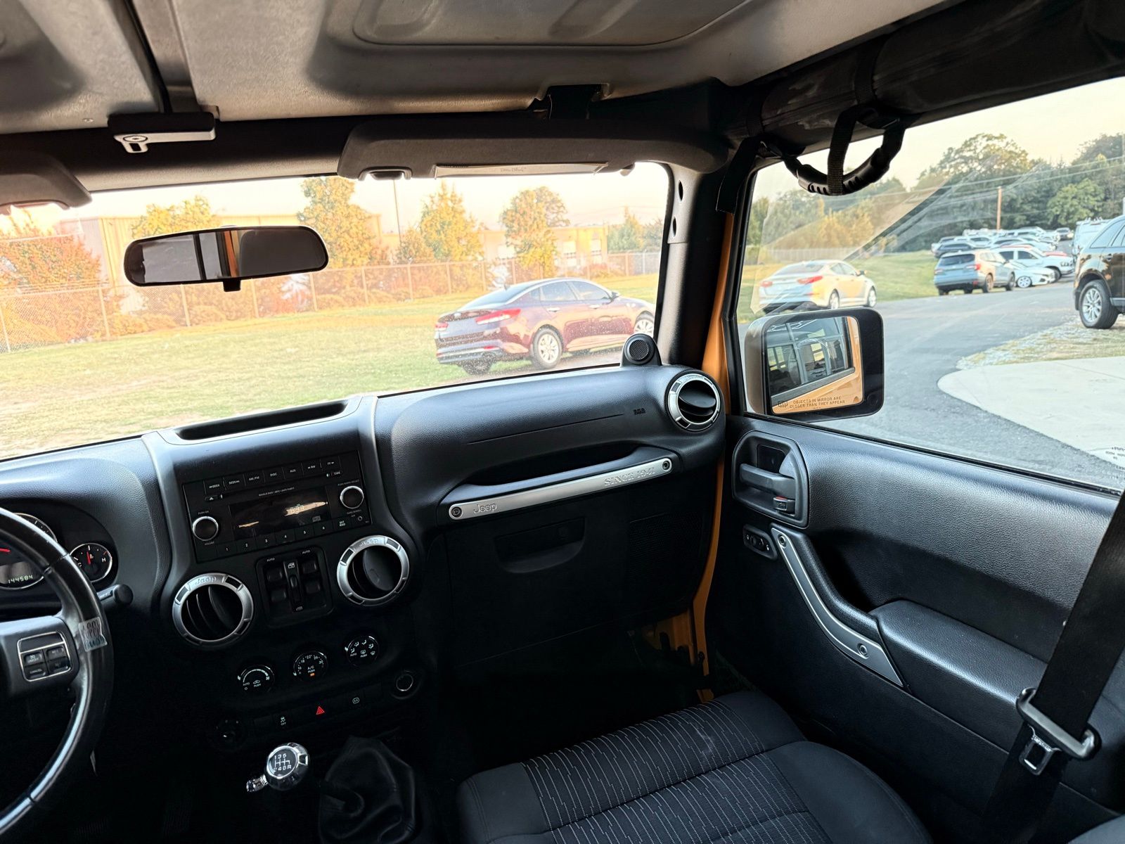 2012 Jeep Wrangler Unlimited Sahara Image 23 of 33