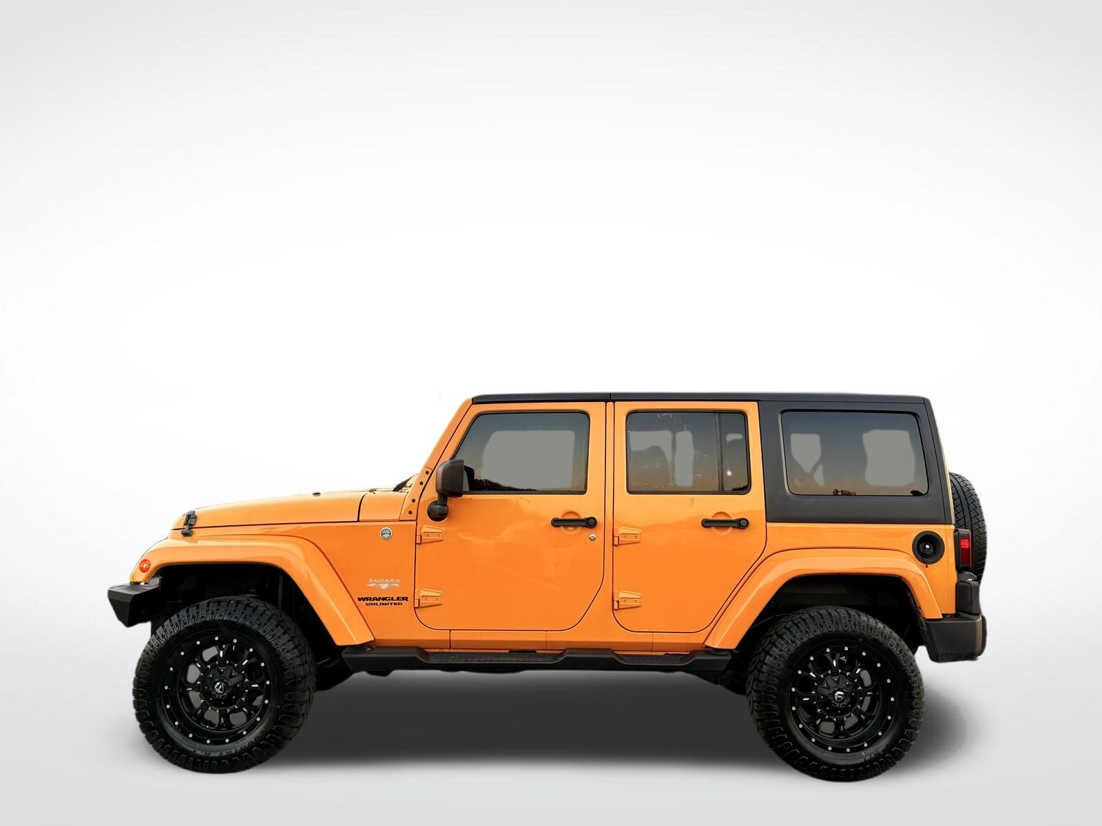 2012 Jeep Wrangler Unlimited Sahara Image 11 of 33