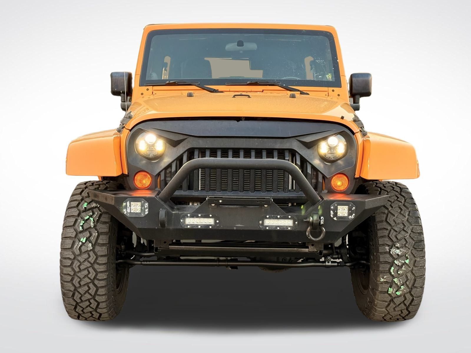 2012 Jeep Wrangler Unlimited Sahara Image 4 of 33