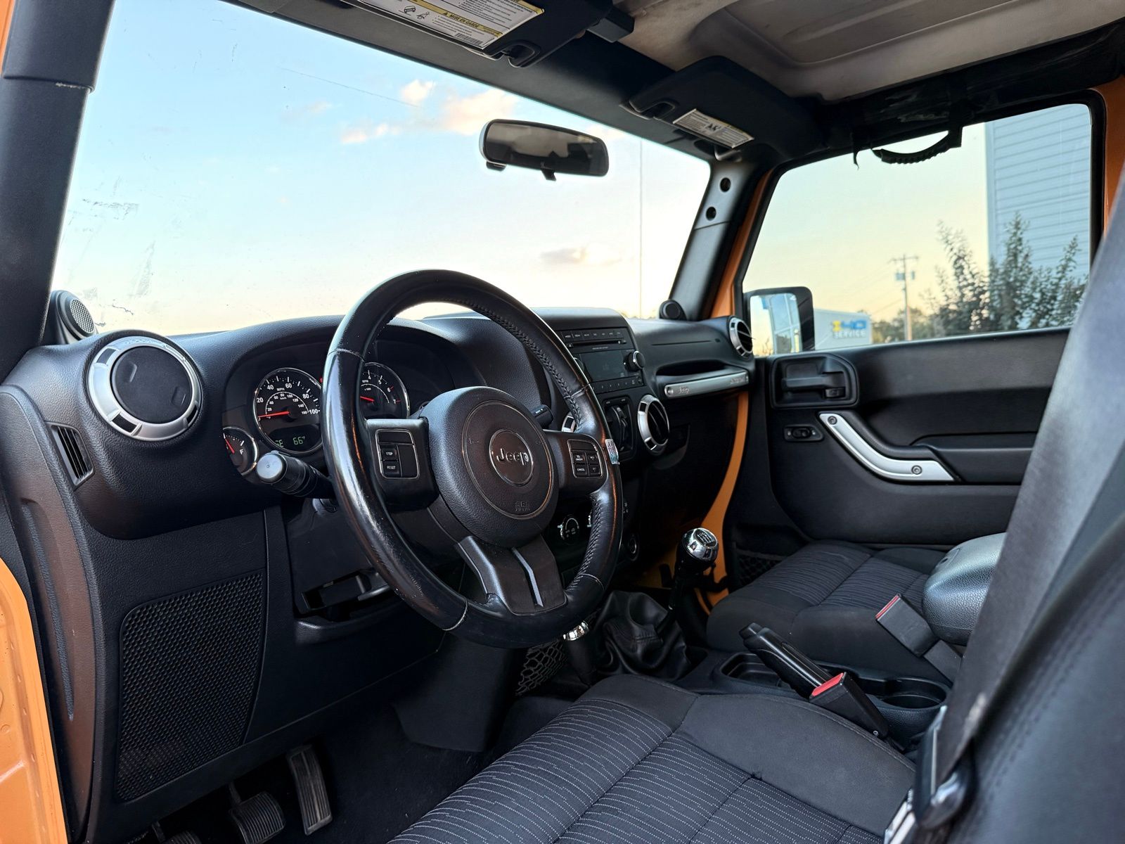 2012 Jeep Wrangler Unlimited Sahara Image 22 of 33