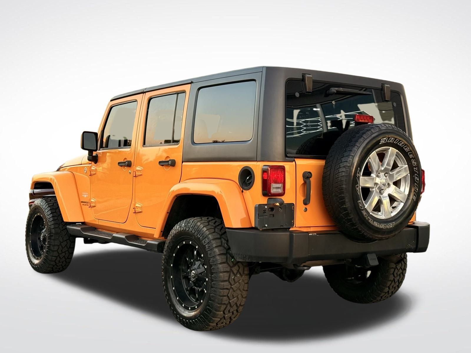 2012 Jeep Wrangler Unlimited Sahara Image 9 of 33