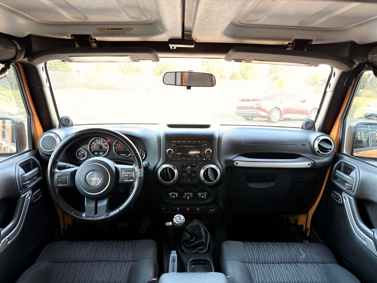 2012 Jeep Wrangler Unlimited Sahara Image 19 of 33