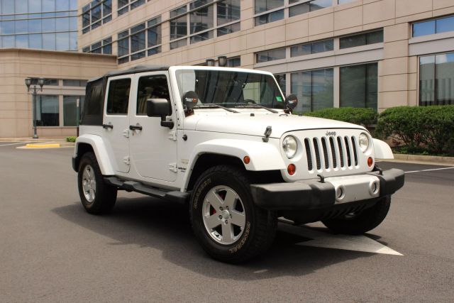 Vehicle image 3 of 41