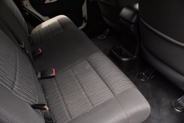 Vehicle image 29 of 41