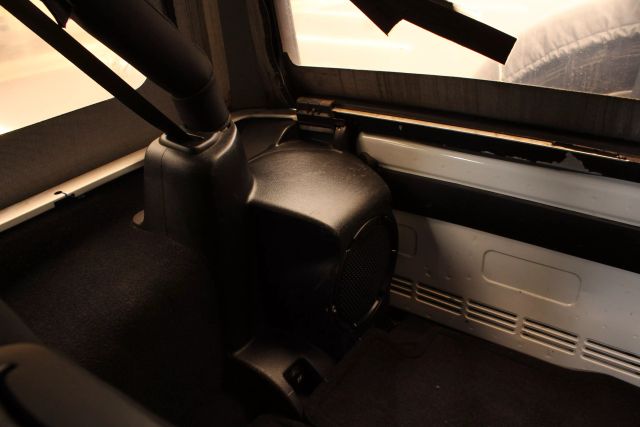 Vehicle image 22 of 41