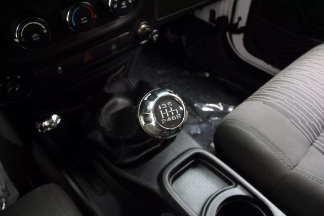 Vehicle image 40 of 41