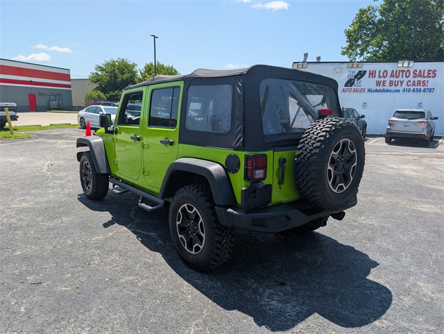 Vehicle image 8 of 22