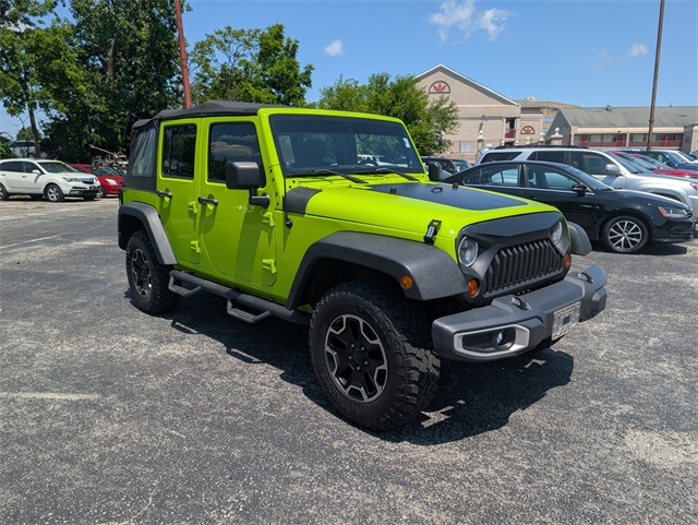Vehicle image 4 of 22