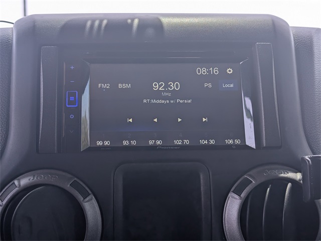 Vehicle image 19 of 22