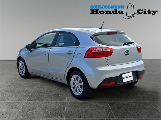 Vehicle image 7 of 15