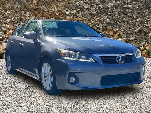 2012 Lexus CT 200h Image 2 of 28