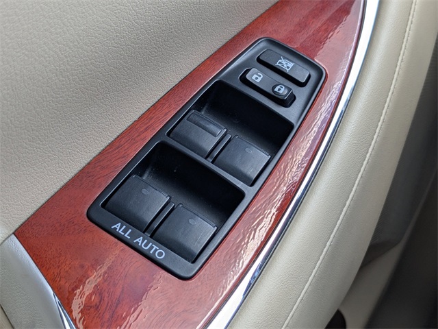 2012 Lexus ES 350 Image 21 of 29