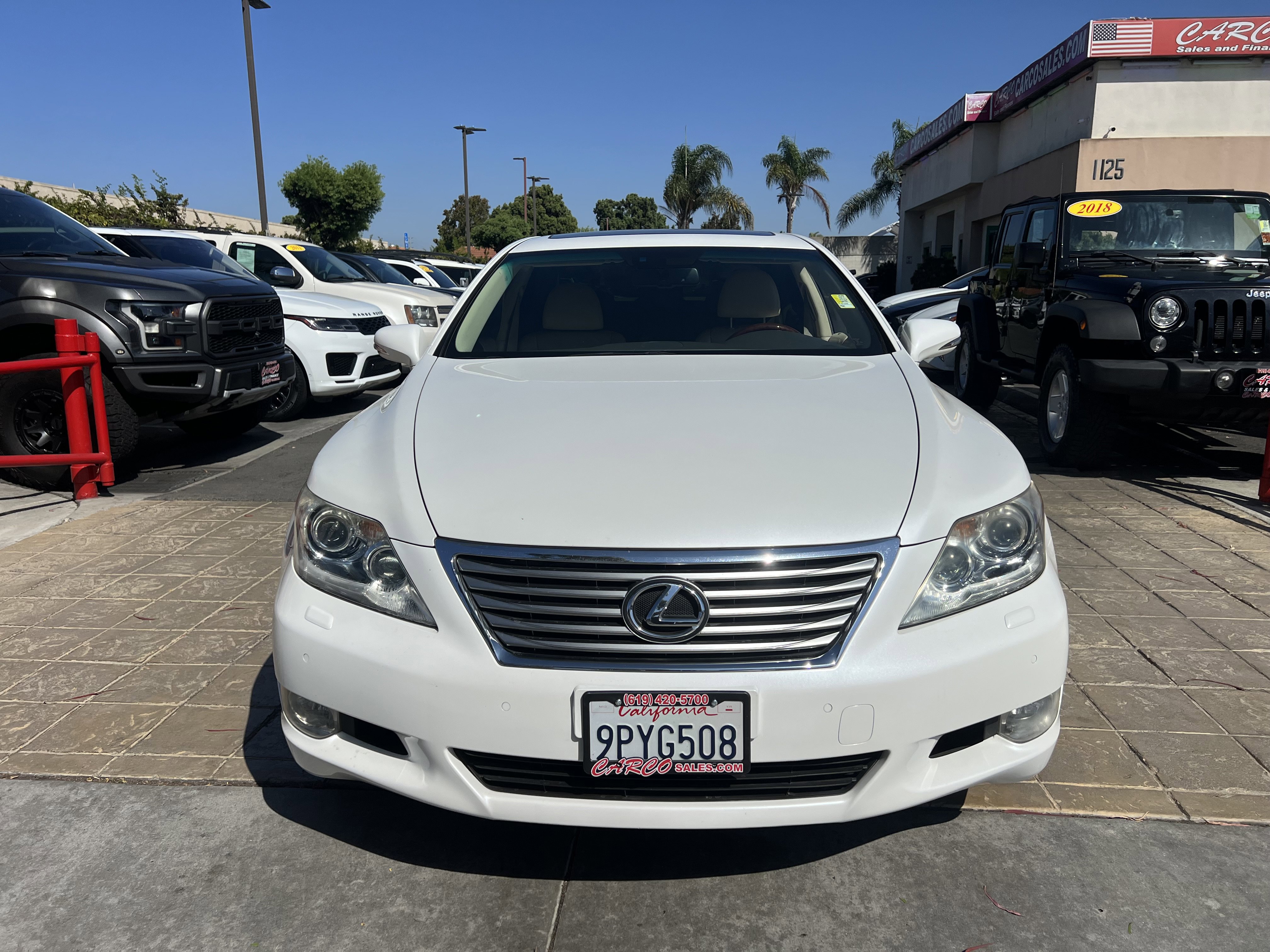 2012 Lexus LS 460 Image 3 of 24
