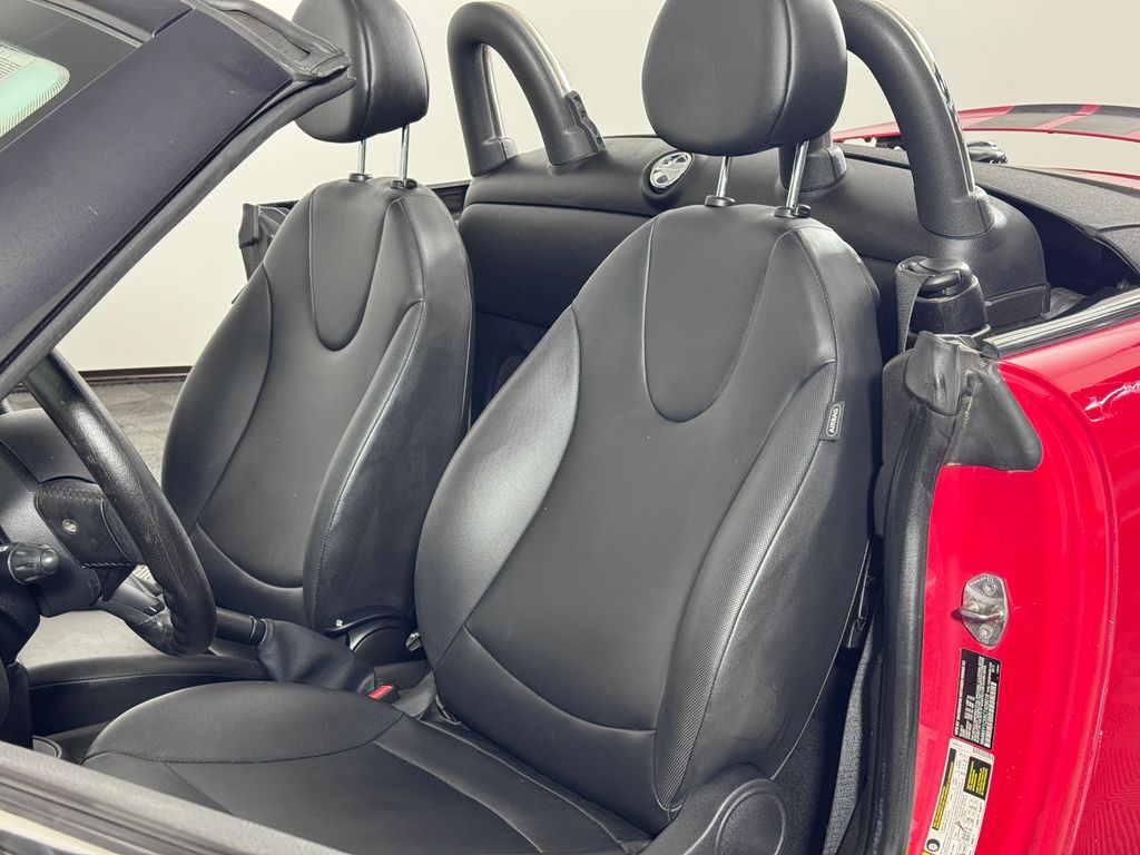 Vehicle image 10 of 23