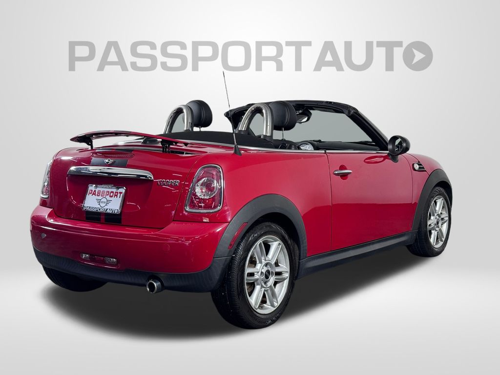 Vehicle image 4 of 23