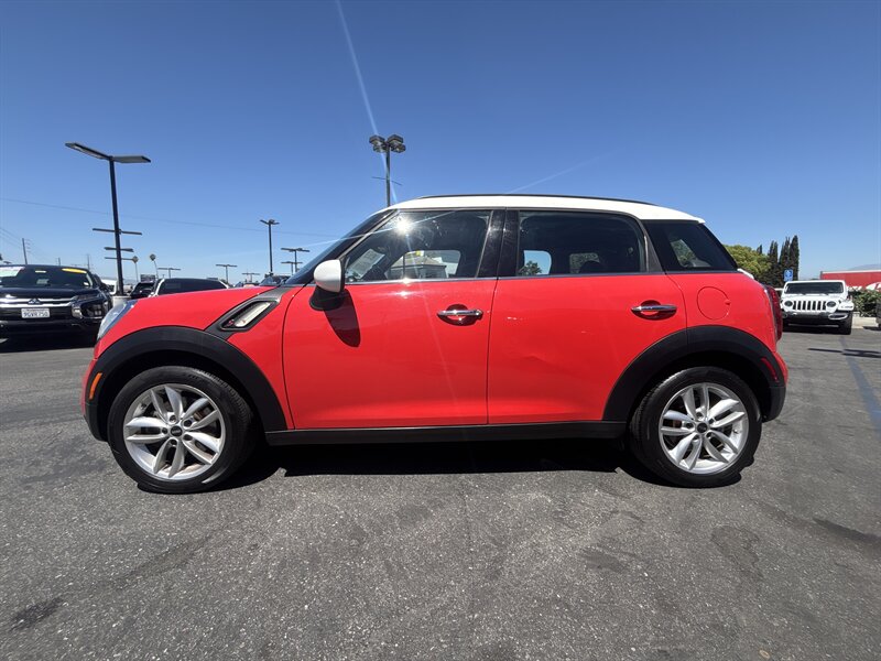 Vehicle image 10 of 26