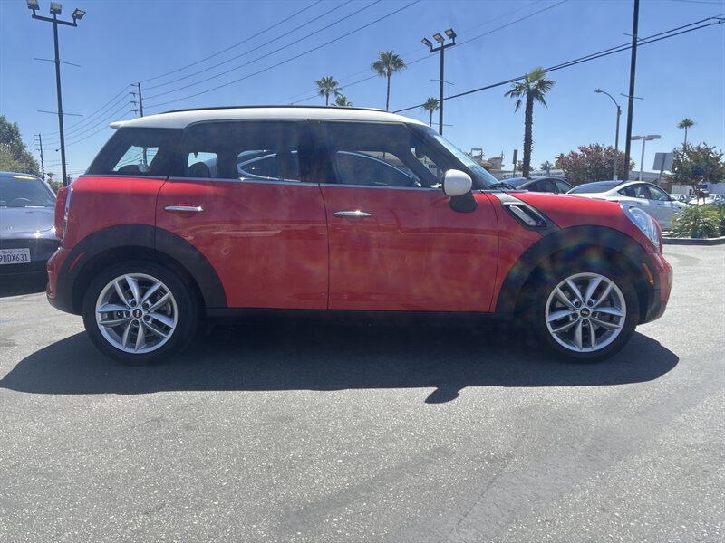 Vehicle image 5 of 26