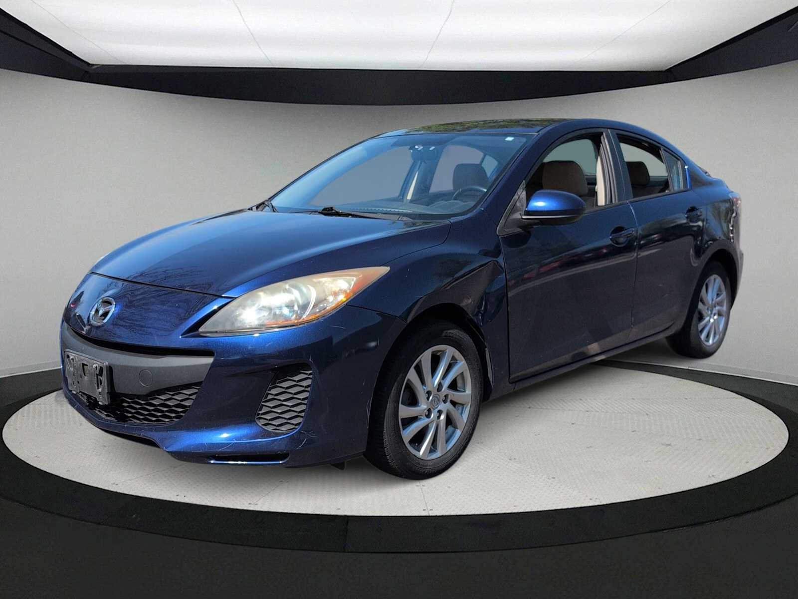 2012 Mazda Mazda3 i Touring Image 1 of 29
