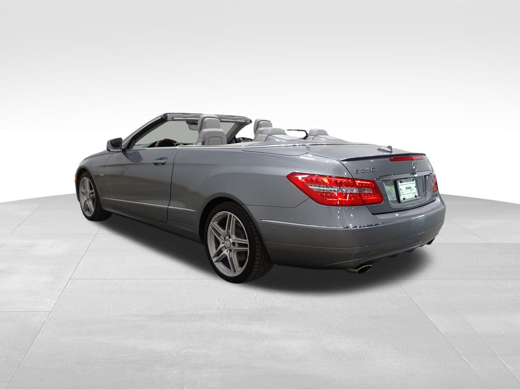 Vehicle image 12 of 42