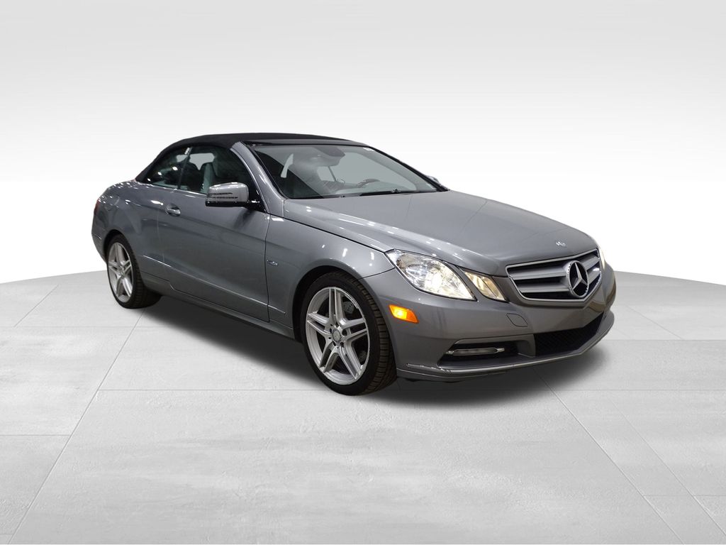 Vehicle image 5 of 42