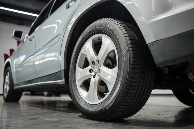 2012 Mercedes-Benz GL-Class 450 Image 21 of 83