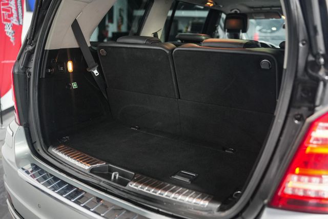 2012 Mercedes-Benz GL-Class 450 Image 27 of 83