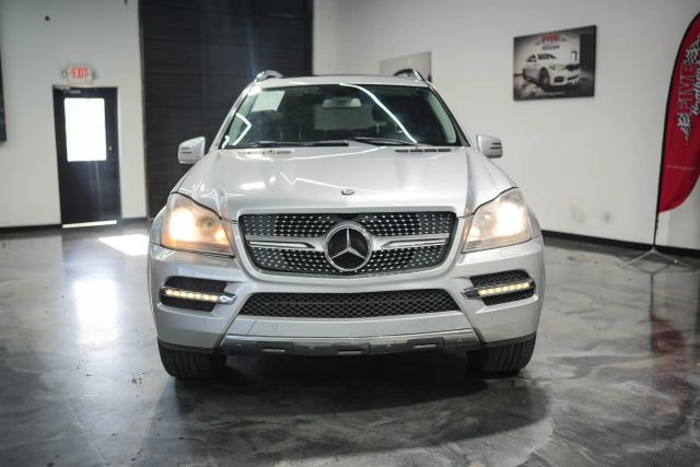 2012 Mercedes-Benz GL-Class 450 Image 4 of 83