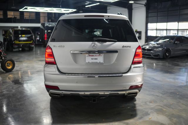 2012 Mercedes-Benz GL-Class 450 Image 17 of 83