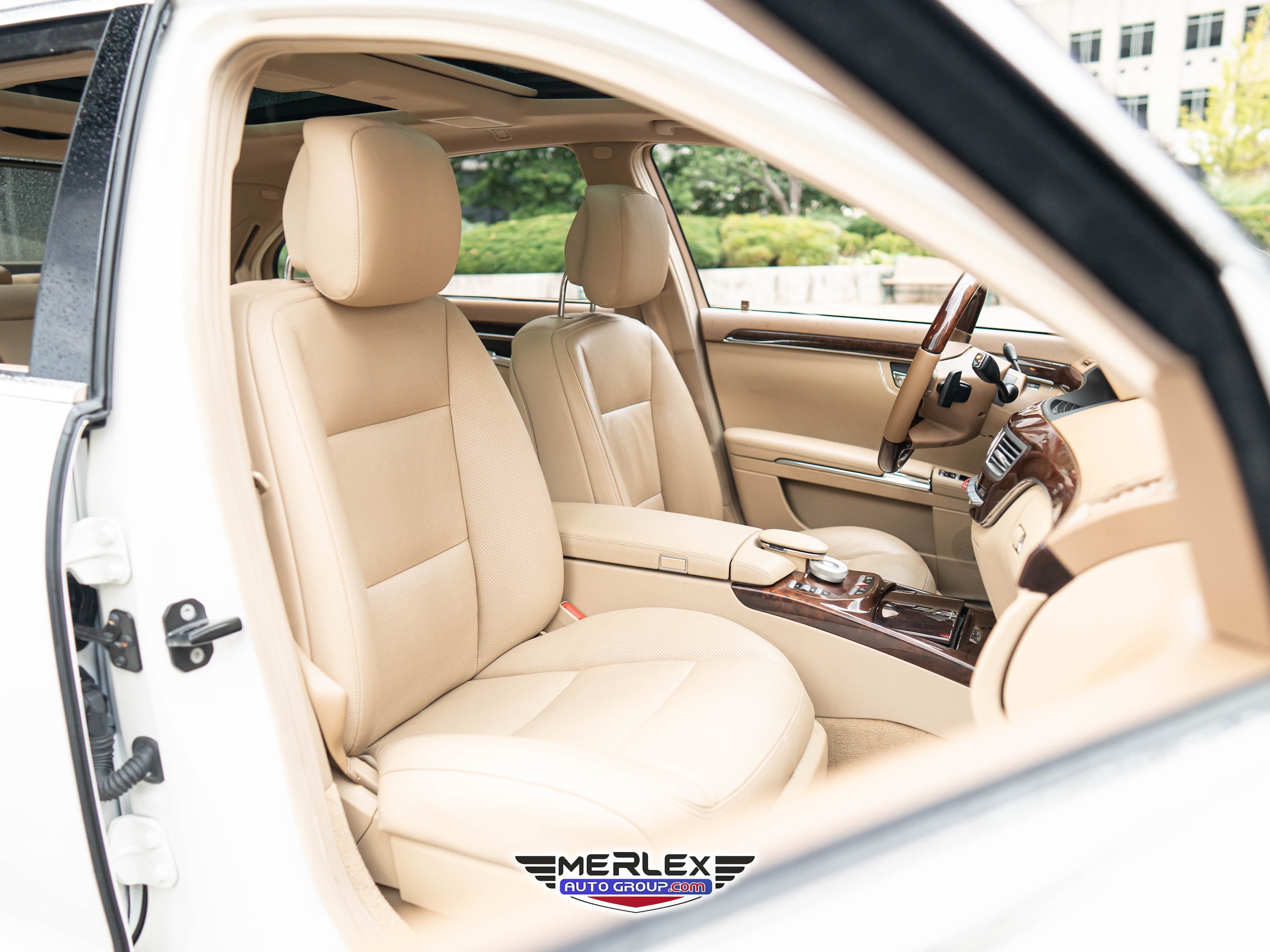 2012 Mercedes-Benz S-Class 550 Image 15 of 51