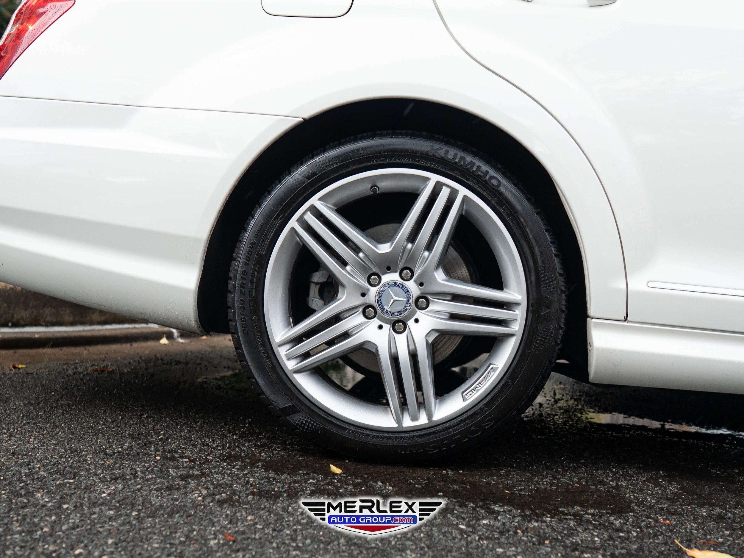 2012 Mercedes-Benz S-Class 550 Image 12 of 51