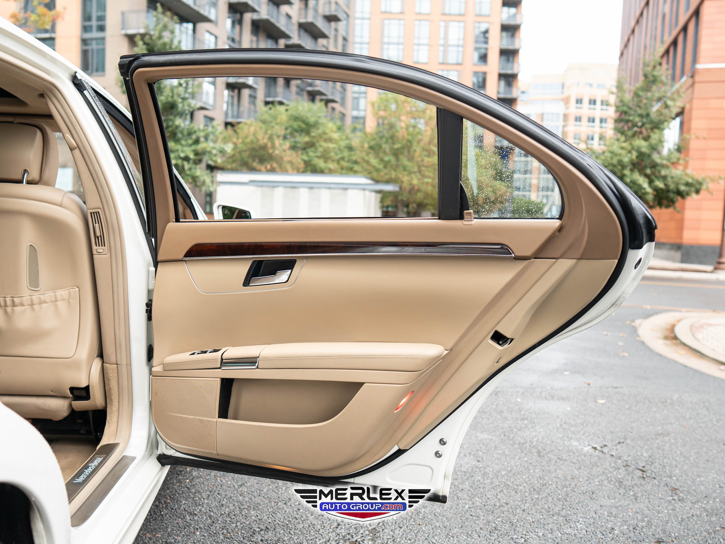 2012 Mercedes-Benz S-Class 550 Image 23 of 51