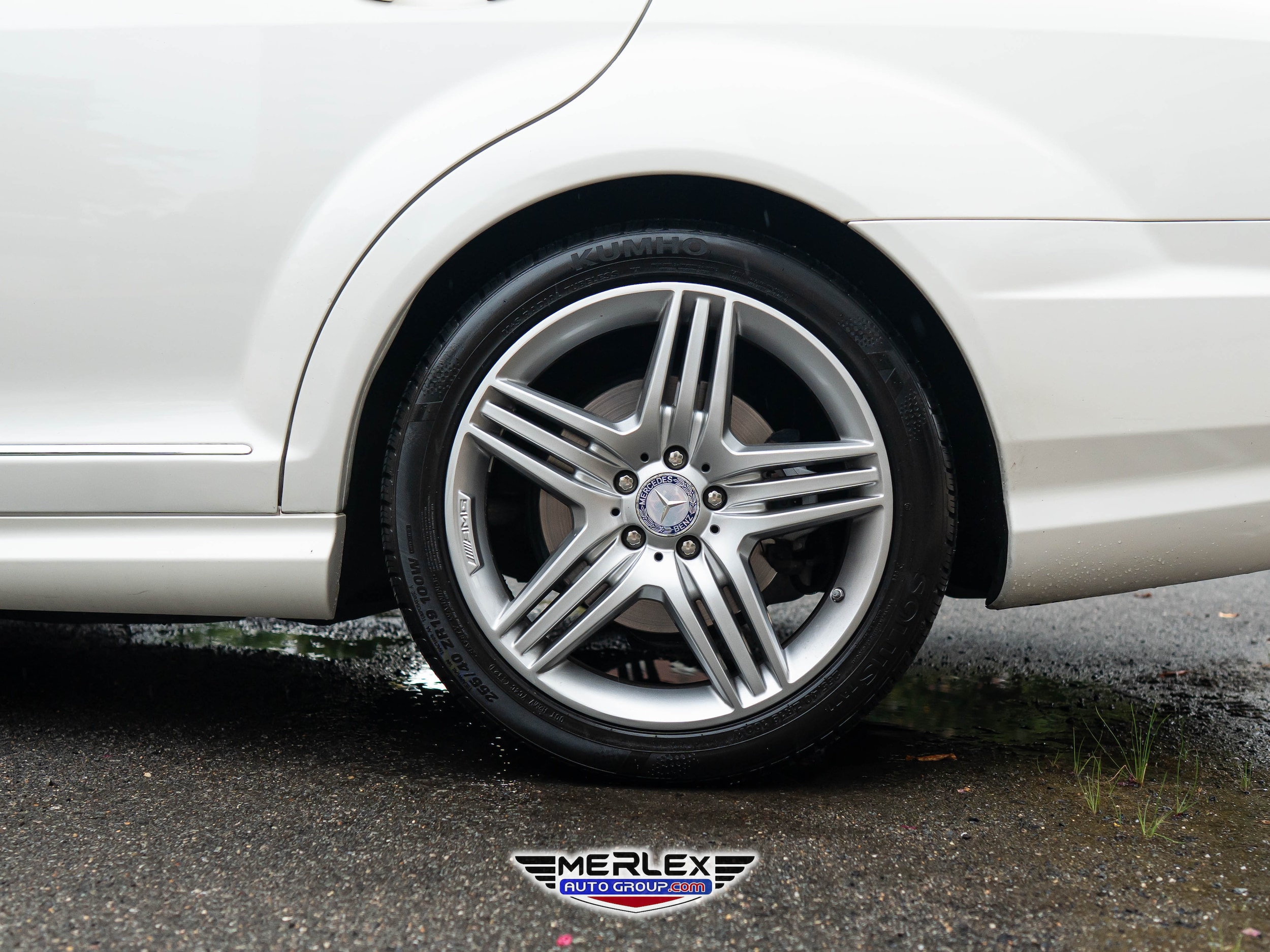 2012 Mercedes-Benz S-Class 550 Image 10 of 51