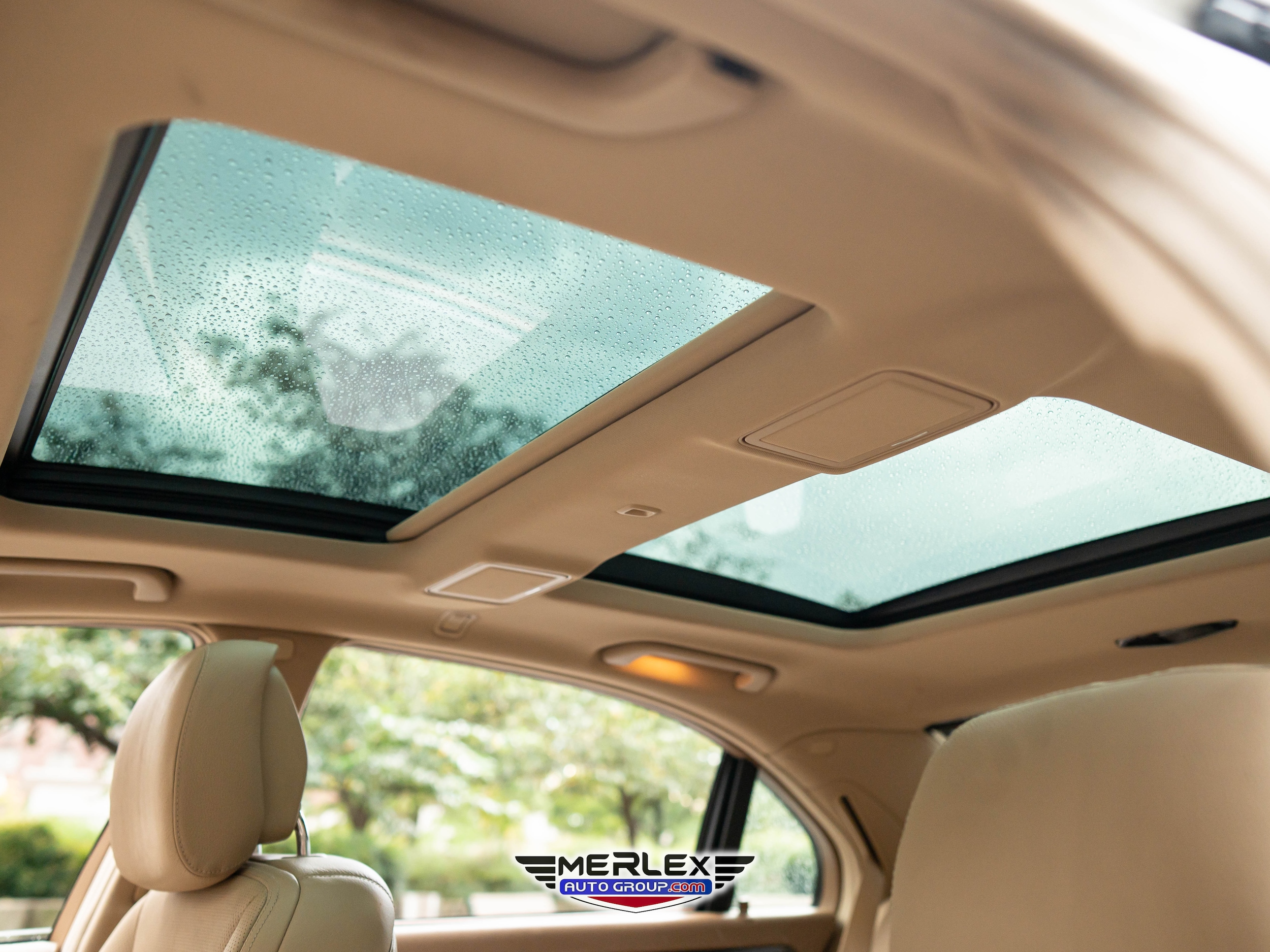 2012 Mercedes-Benz S-Class 550 Image 21 of 51