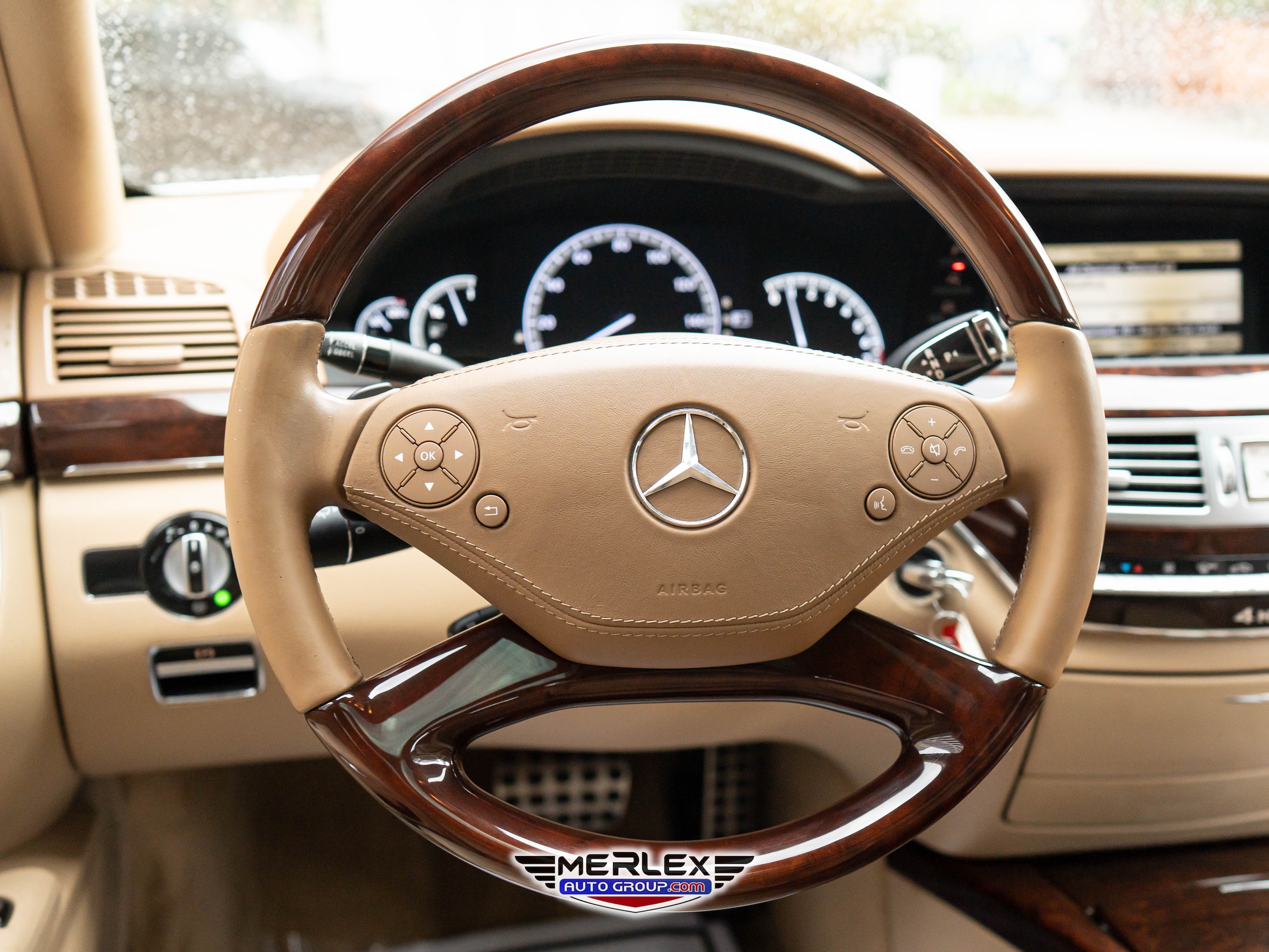 2012 Mercedes-Benz S-Class 550 Image 22 of 51