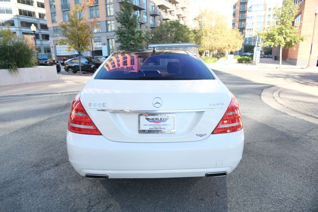 2012 Mercedes-Benz S-Class 550 Image 7 of 46