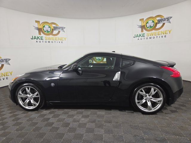 Vehicle image 10 of 29