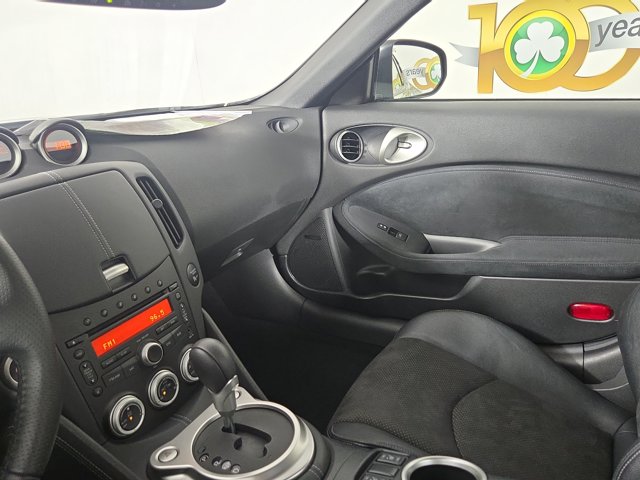 Vehicle image 15 of 29