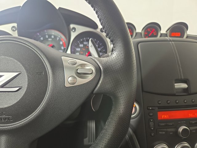 Vehicle image 28 of 29