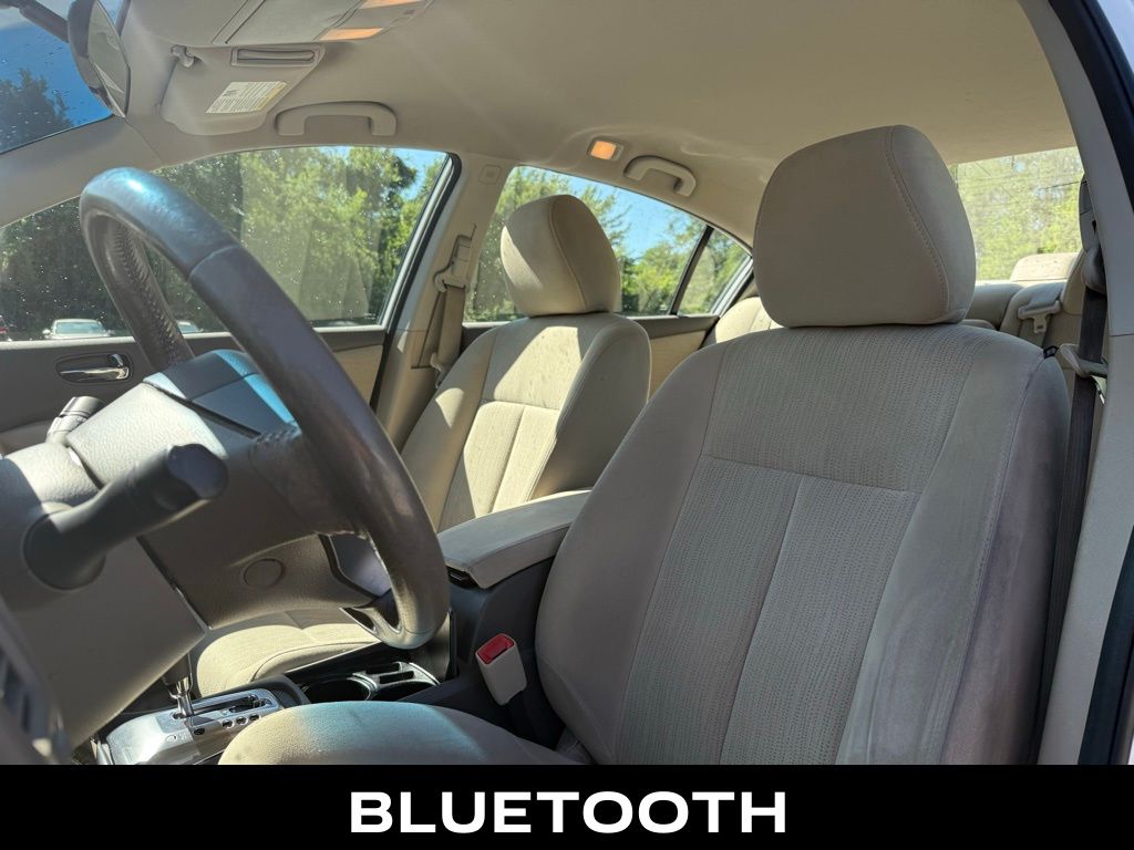2012 Nissan Altima 2.5 S Image 11 of 30
