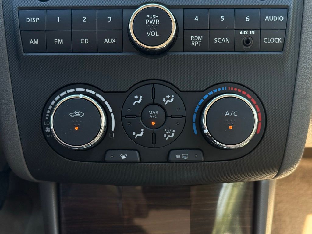 2012 Nissan Altima 2.5 S Image 17 of 30