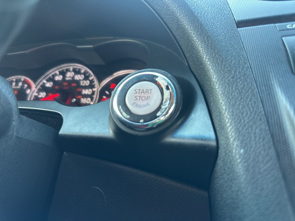 2012 Nissan Altima 2.5 S Image 16 of 19
