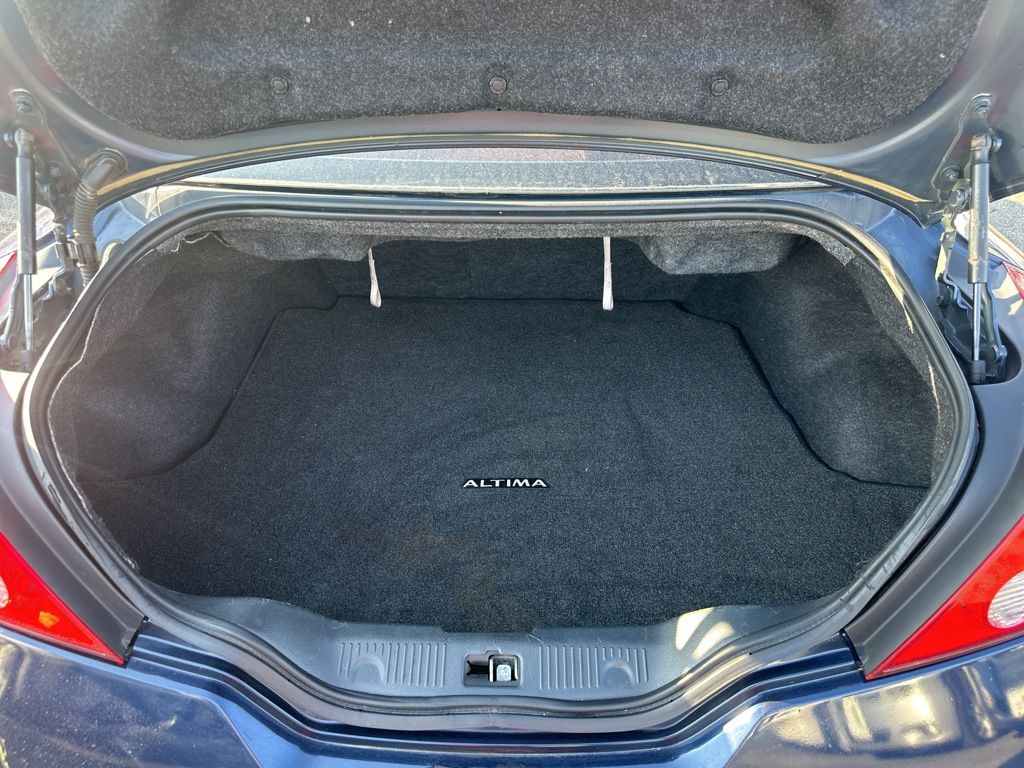 2012 Nissan Altima 2.5 S Image 13 of 19